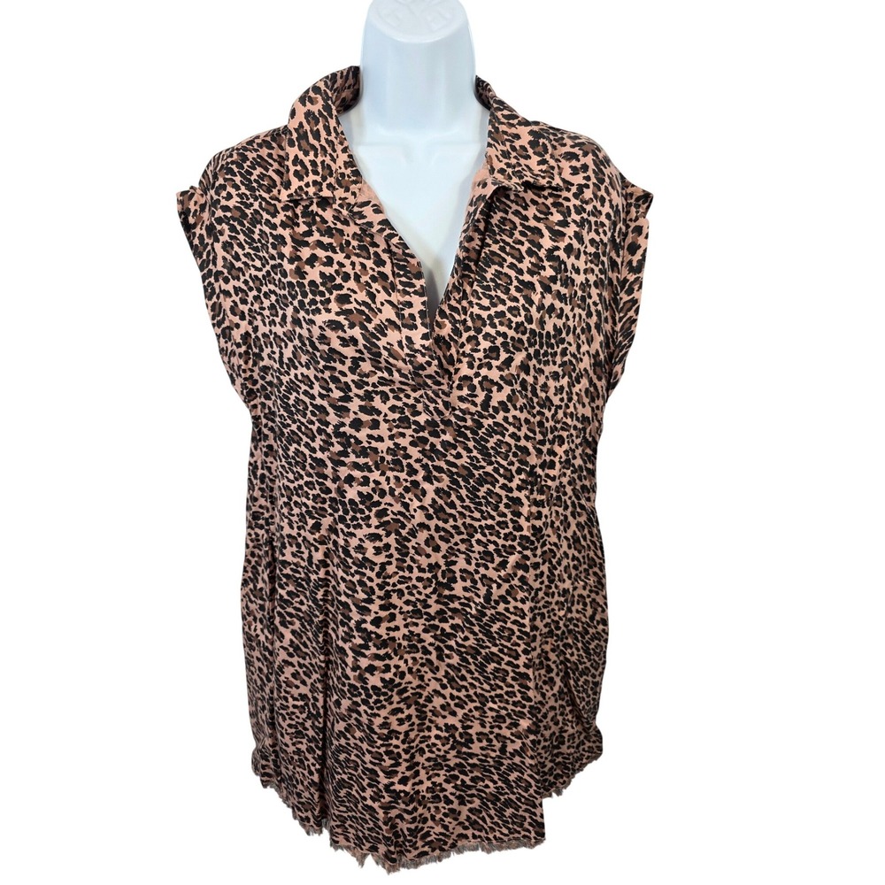 NEW ~ Mi Ami Francescas Leopard Print Collared V Neck Dress Small S / A212